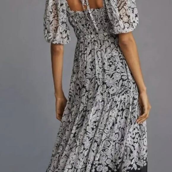 Delicate floral silk Anthropologie dress size SP light pink, ivory & black - Picture 3 of 11